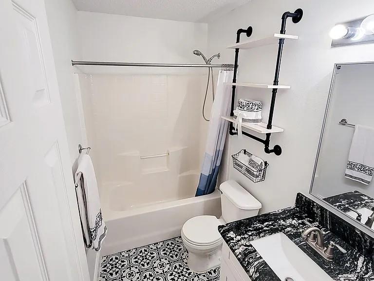 Saddlebrook Estates Ph 1 Krum - Residential
