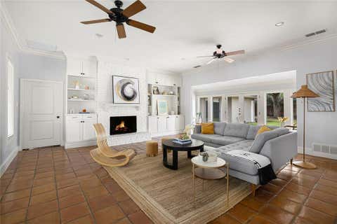 Tiny photo for 9535 Viewside Drive, Dallas, TX 75231 (MLS # 21341234)
