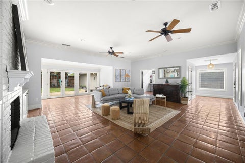 Tiny photo for 9535 Viewside Drive, Dallas, TX 75231 (MLS # 21341234)