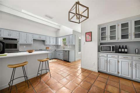 Tiny photo for 9535 Viewside Drive, Dallas, TX 75231 (MLS # 21341234)