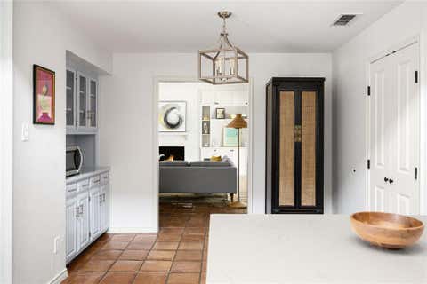 Tiny photo for 9535 Viewside Drive, Dallas, TX 75231 (MLS # 21341234)
