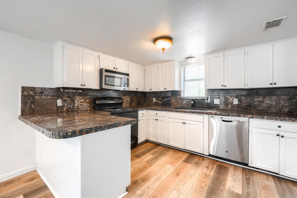 Roanoke Hills - Residential