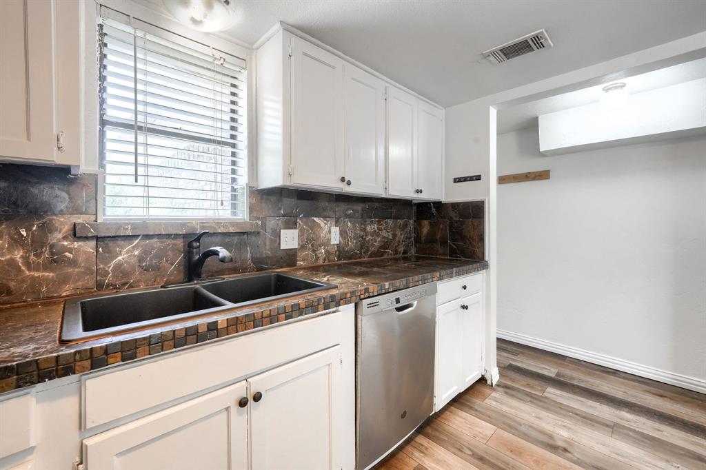 Roanoke Hills - Residential