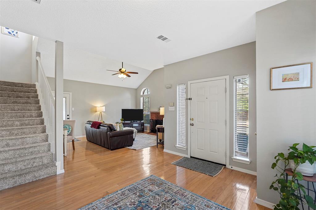 Dallas, Texas 75287, United States, 3 Bedrooms Bedrooms, ,3 BathroomsBathrooms,Residential,Active,91937