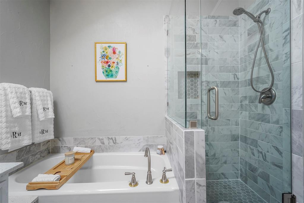 Dallas, Texas 75287, United States, 3 Bedrooms Bedrooms, ,3 BathroomsBathrooms,Residential,Active,91937