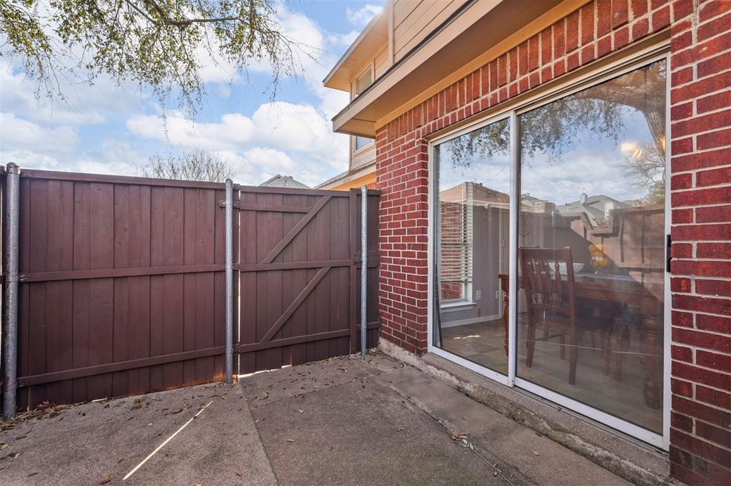 Dallas, Texas 75287, United States, 3 Bedrooms Bedrooms, ,3 BathroomsBathrooms,Residential,Active,91937