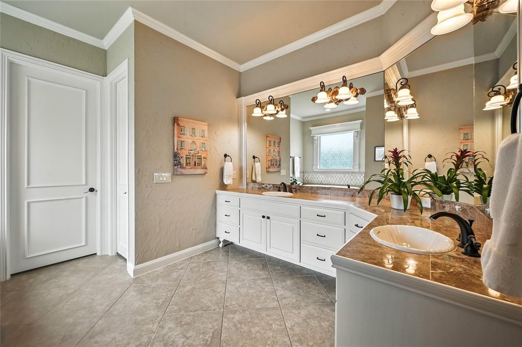 Frisco, Texas 75034, United States, 5 Bedrooms Bedrooms, ,6 BathroomsBathrooms,Residential,Pending,175386