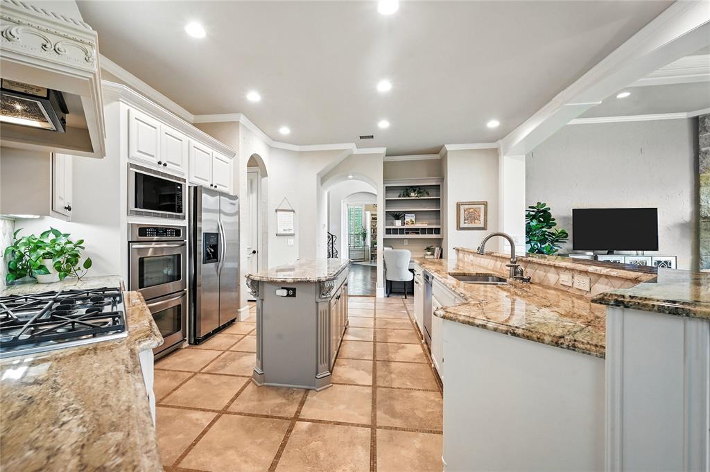 Frisco, Texas 75034, United States, 5 Bedrooms Bedrooms, ,6 BathroomsBathrooms,Residential,Pending,175386