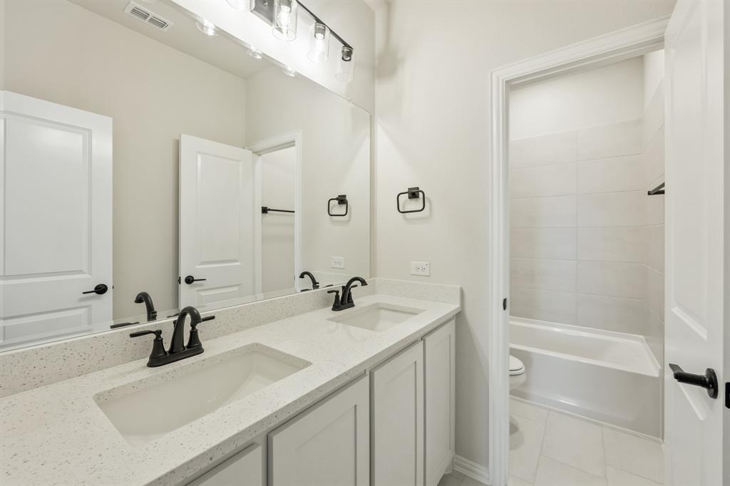 The Oasis at North Grove 75-80 - Residential