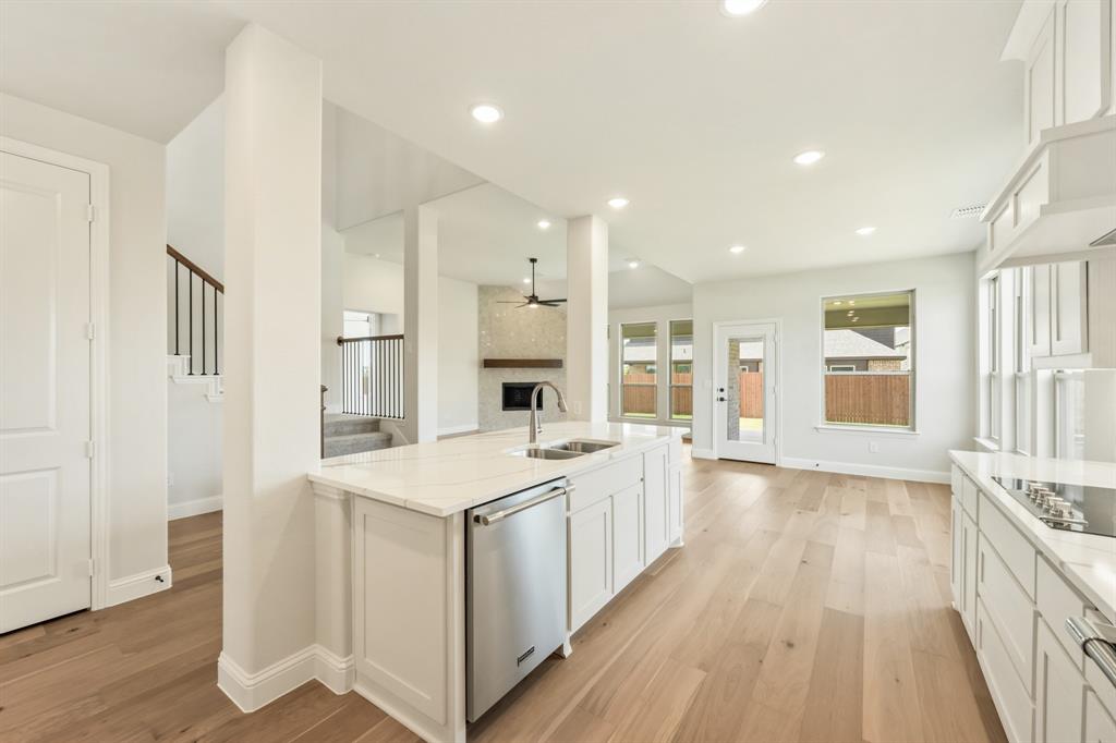 The Oasis at North Grove 75-80 - Residential