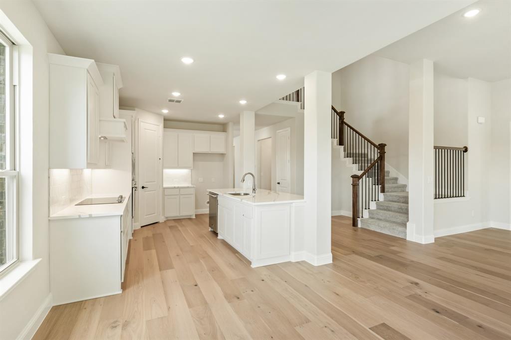 The Oasis at North Grove 75-80 - Residential