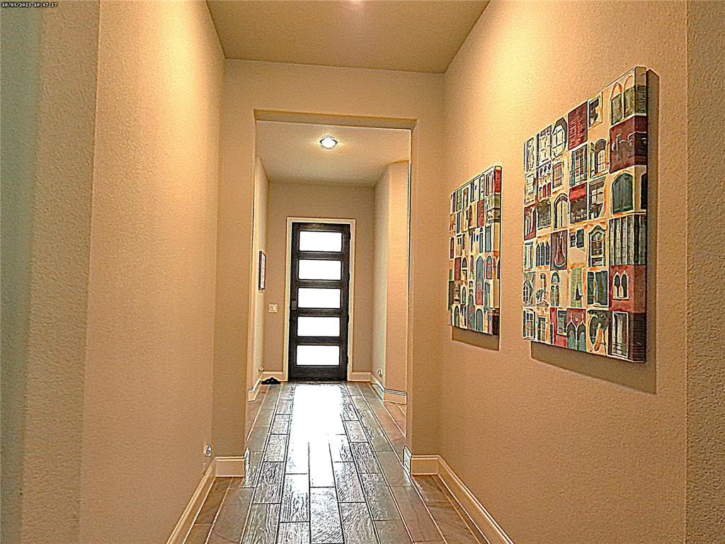 1734 Summer Lane
