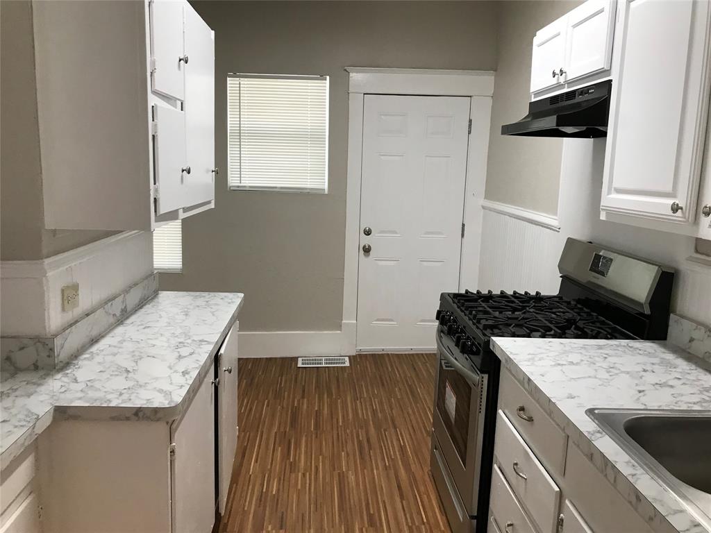 Cliff Park Add - Residential Lease