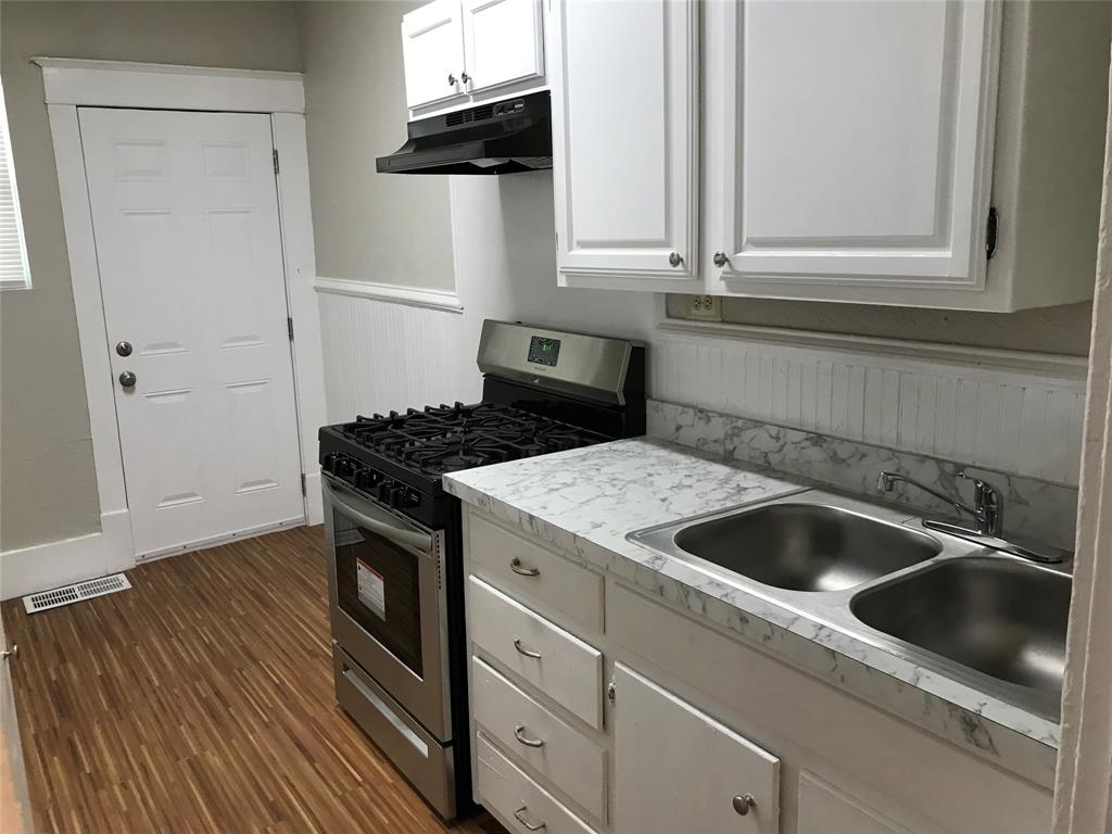 Cliff Park Add - Residential Lease