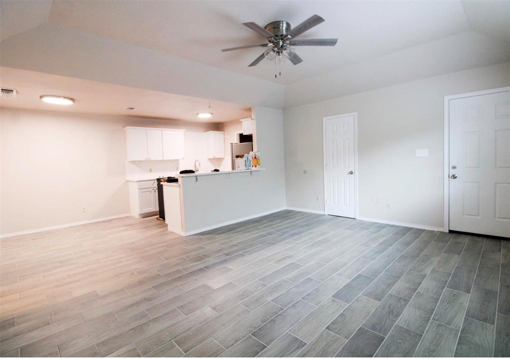 409 S Las Vegas Trail