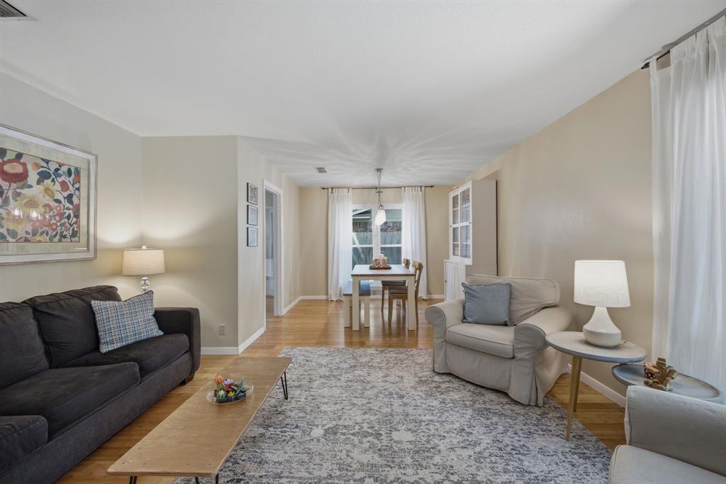 3022 Woodford Drive