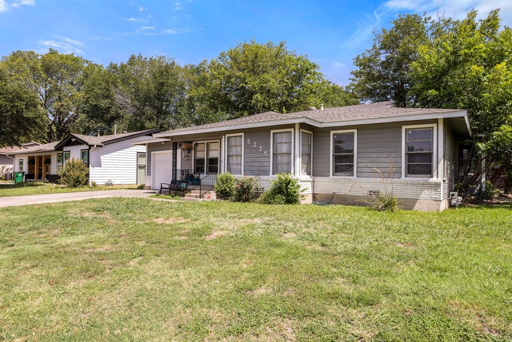5225 Stephanie Drive