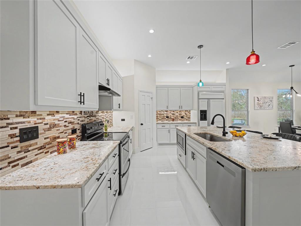 ALTADENA HEIGHTS - Residential