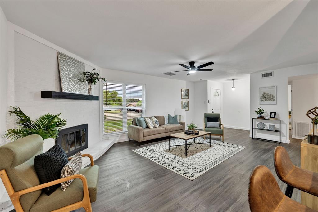 3812 Grecian. Court