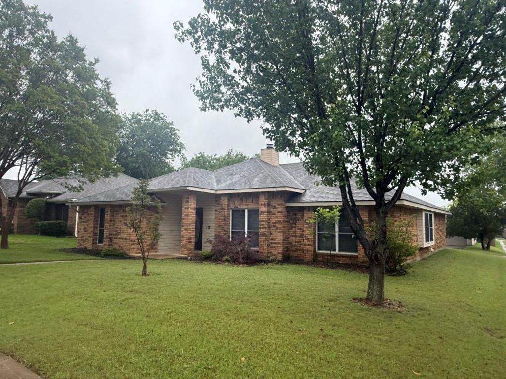Photo of 1038 Fairview Court, Mesquite, TX 75181 (MLS # 21247484)