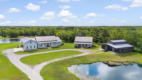 8890 County Road 215 Terrell TX 75160