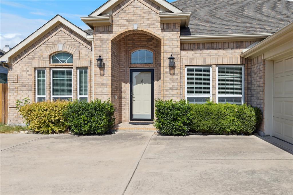 8205 Painted Tree Trail