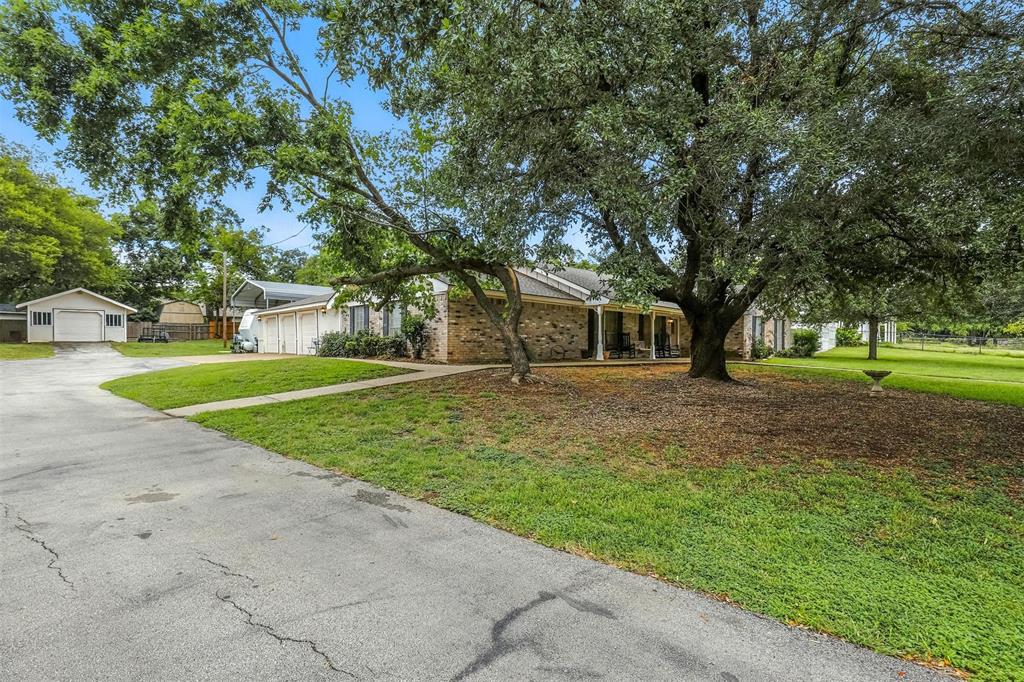 1516 Caddo Peak Trail