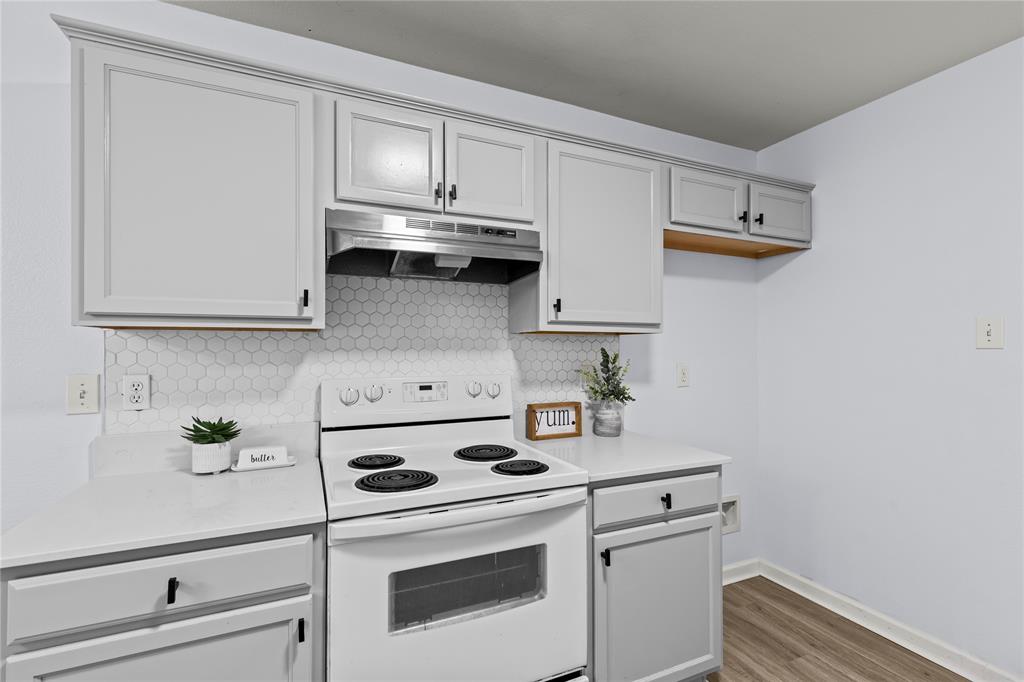 Parks At Susan Drive The - Residential