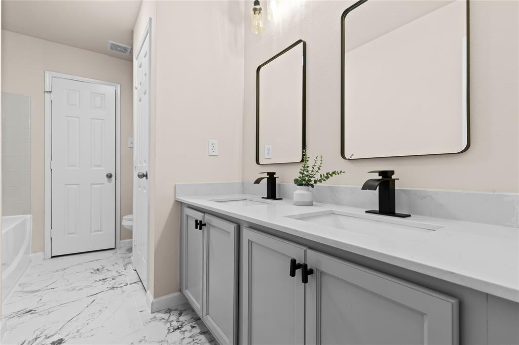 Parks At Susan Drive The - Residential