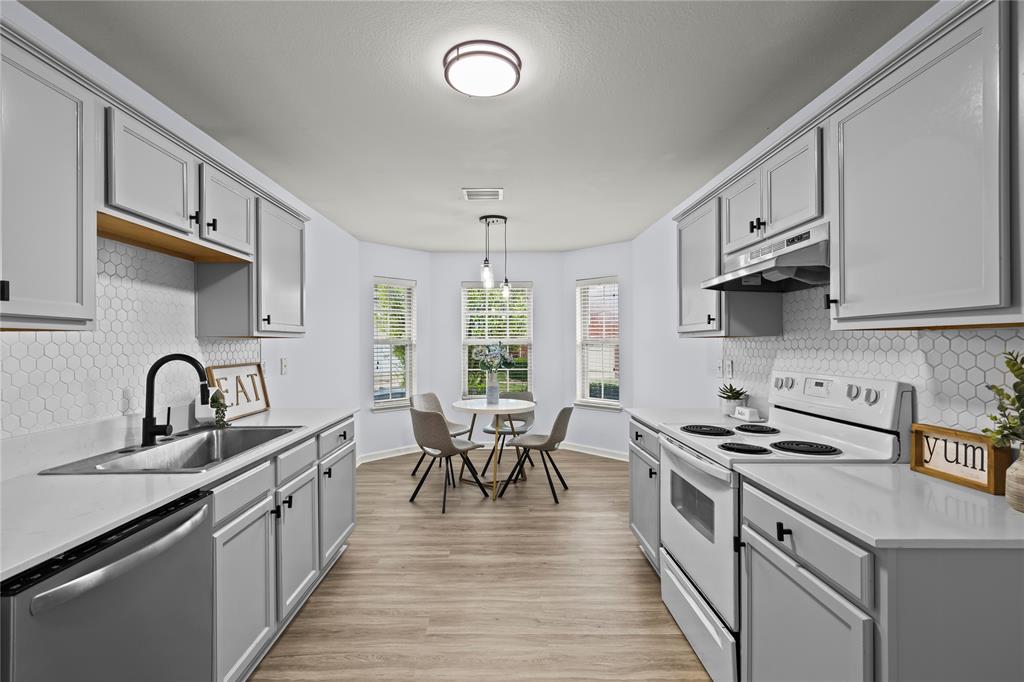 3028 Casa Bella Drive