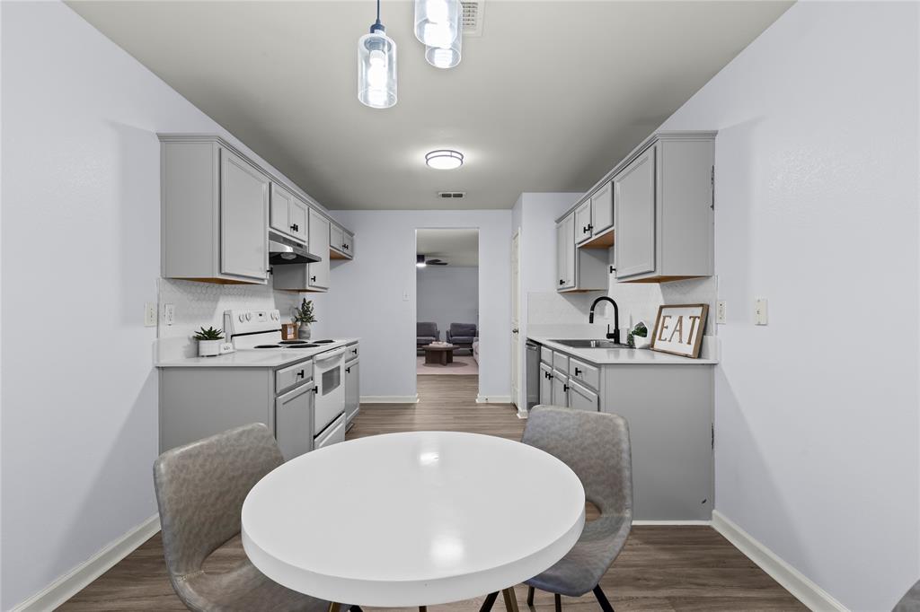 Parks At Susan Drive The - Residential