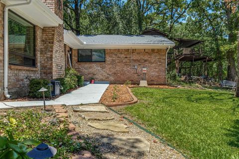 A home in Pottsboro