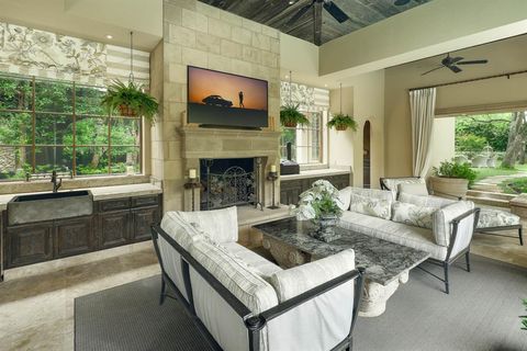 Tiny photo for 15 Robledo Drive, Dallas, TX 75230 (MLS # 21045626)