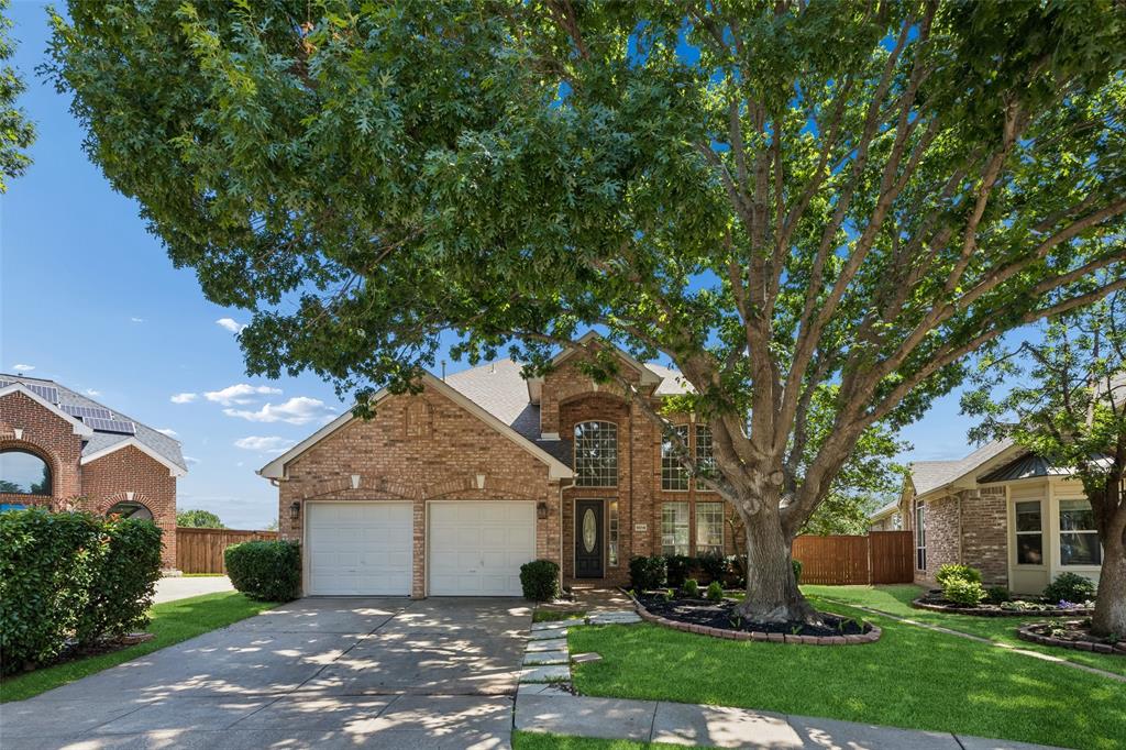 9014 Crown Point Circle