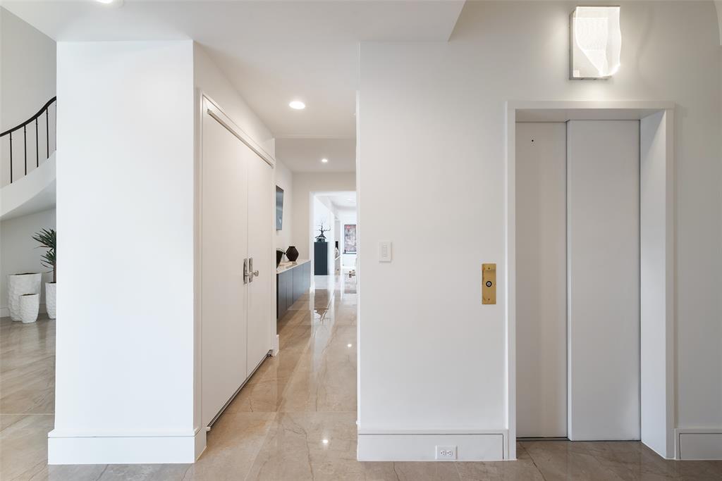 Sam Lobello Acreage Heights Rep - Residential