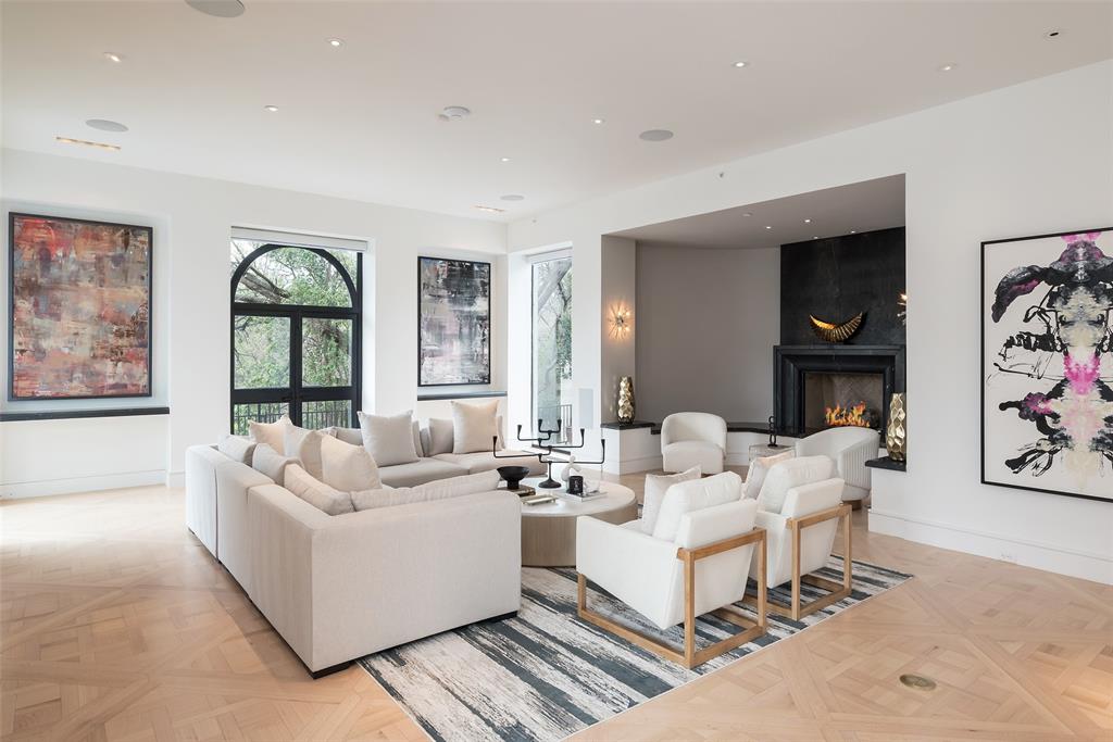 Sam Lobello Acreage Heights Rep - Residential