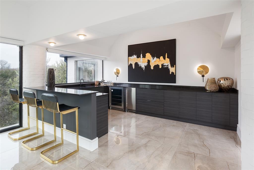 Sam Lobello Acreage Heights Rep - Residential