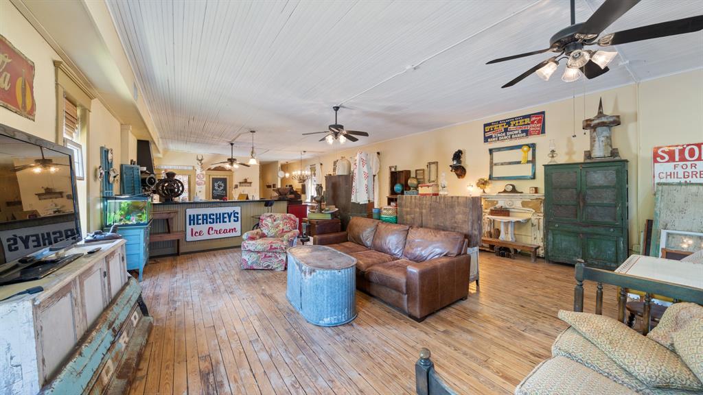 Golden - Residential