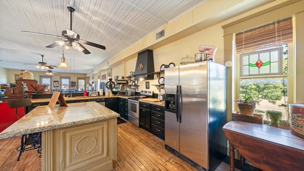 Golden - Residential