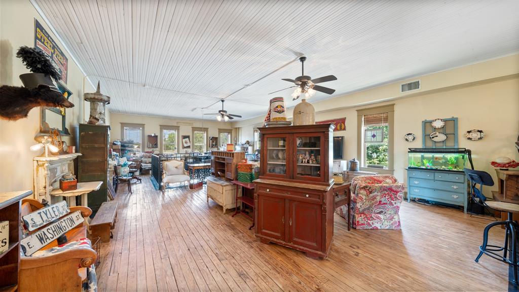 Golden - Residential