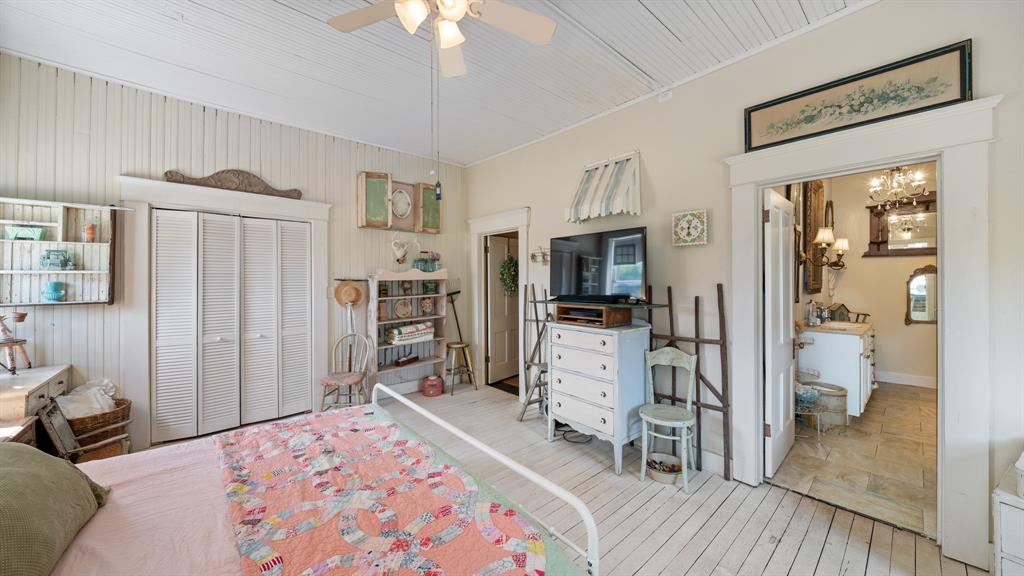 Golden - Residential