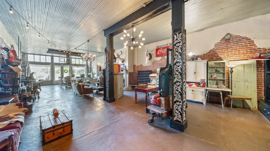 Golden - Residential