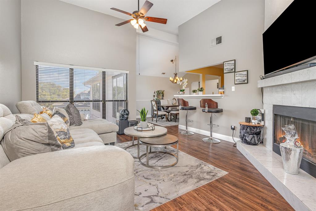 2926 Hunters Point Lane