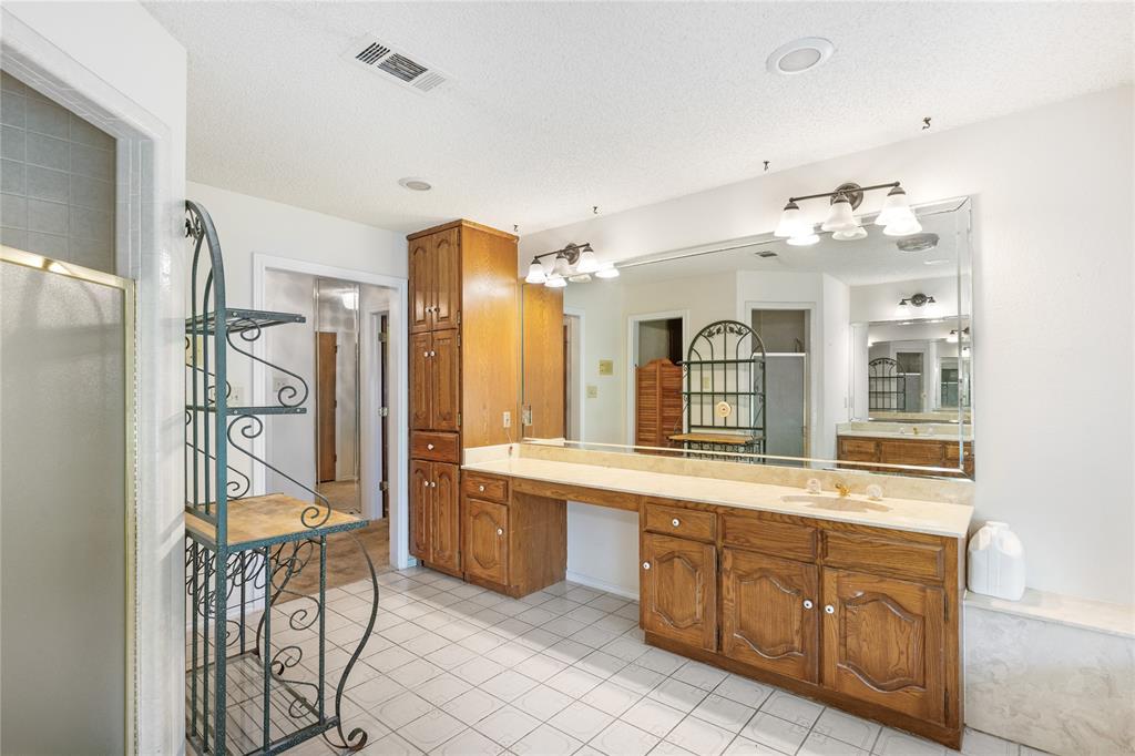 Saddle Hill - Residential