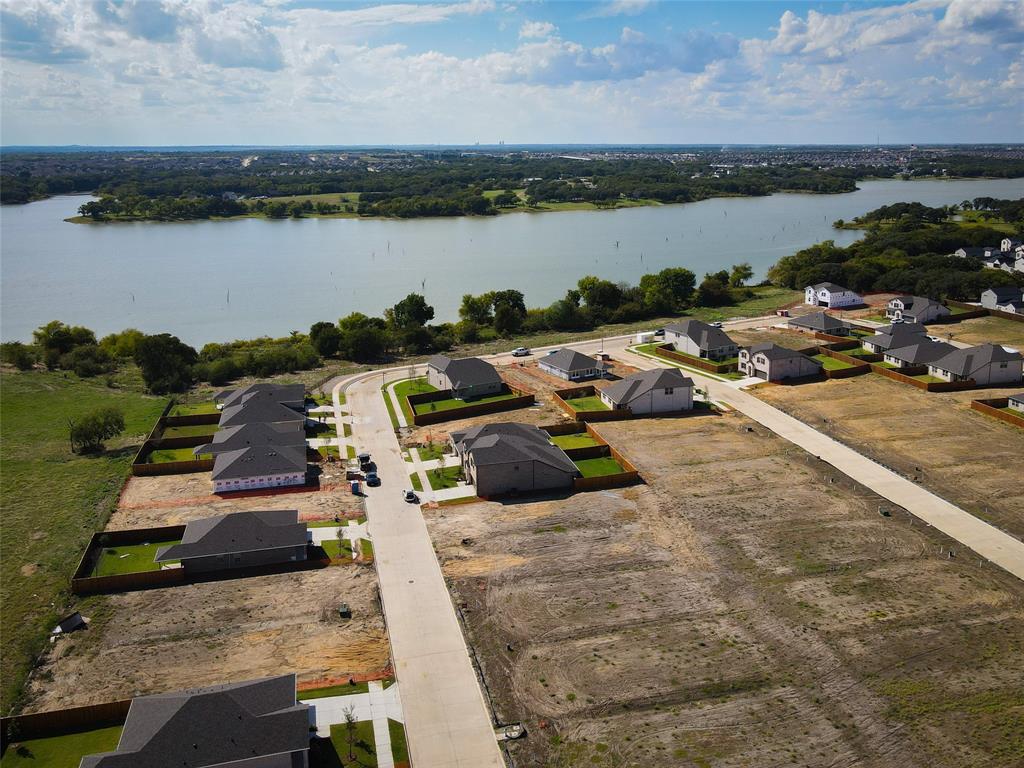 Lake Pointe at Paloma Creek - Residential