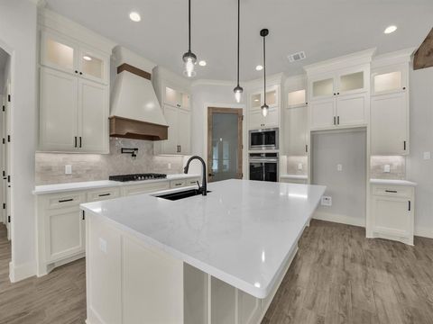 Tiny photo for 313 Wrangler Court, Weatherford, TX 76088 (MLS # 21201022)