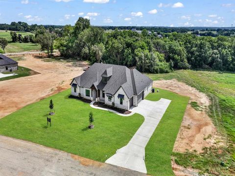 Tiny photo for 313 Wrangler Court, Weatherford, TX 76088 (MLS # 21201022)