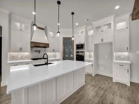 Tiny photo for 313 Wrangler Court, Weatherford, TX 76088 (MLS # 21201022)