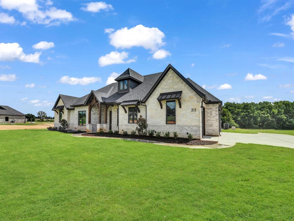 313 Wrangler Court