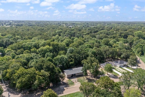 Photo of 120 Garner Drive, Mabank, TX 75156 (MLS # 21350734)